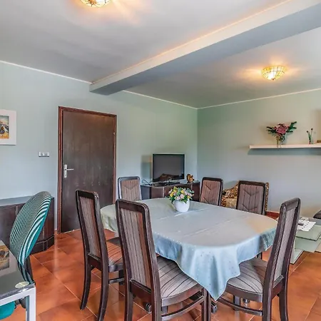 Vakantiehuis 3 Bedroom Gorgeous In