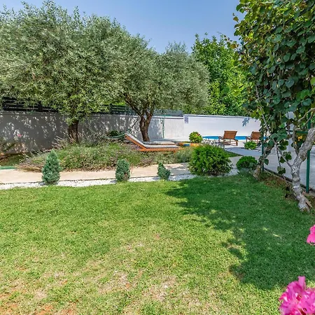 3 Bedroom Gorgeous In Vakantiehuis